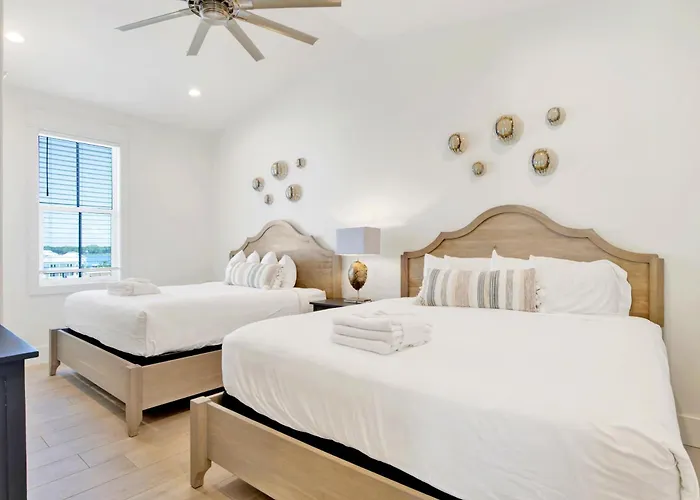 Holiday home Seaside West 12 Bdrm, 115 Bath, Private Pools, Sleeps 36 *