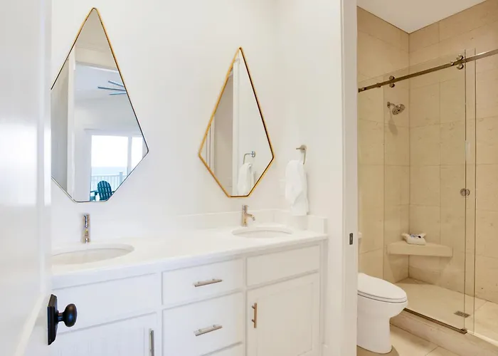 Seaside West 12 Bdrm, 115 Bath, Private Pools, Sleeps 36 *