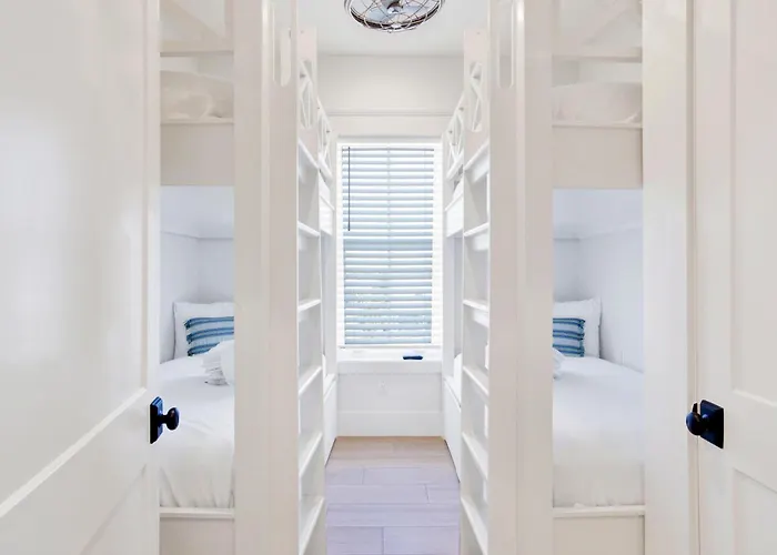 Seaside West 12 Bdrm, 115 Bath, Private Pools, Sleeps 36 * Gulf Shores