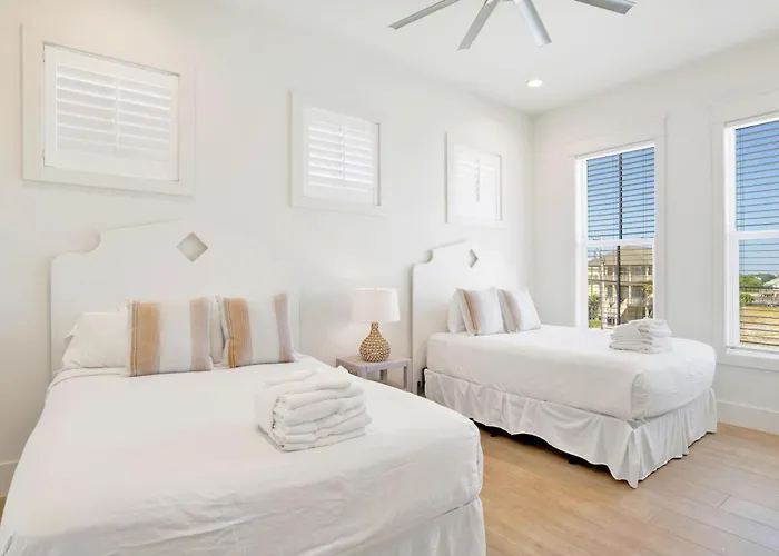 Holiday home Seaside West 12 Bdrm, 115 Bath, Private Pools, Sleeps 36 Gulf Shores