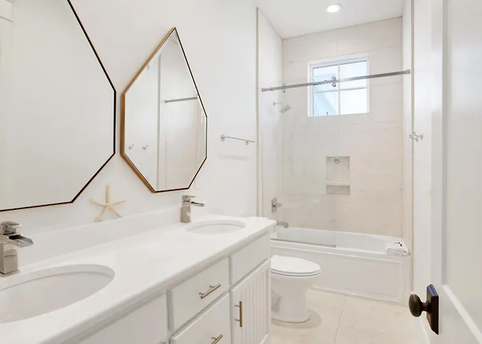 Holiday home Seaside West 12 Bdrm, 115 Bath, Private Pools, Sleeps 36